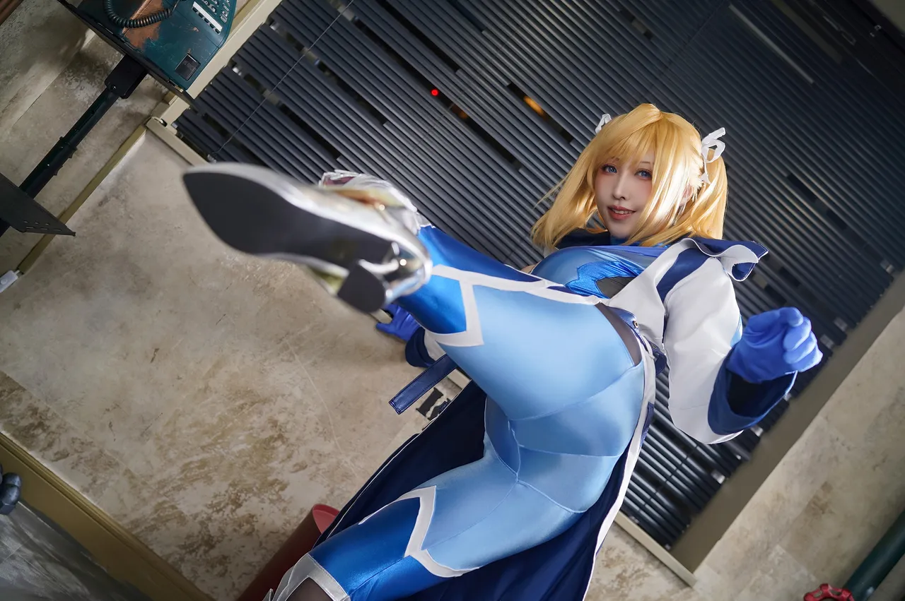 KURUPIKA (Momoiru Reku) 対魔忍 紅-erohere58.webp